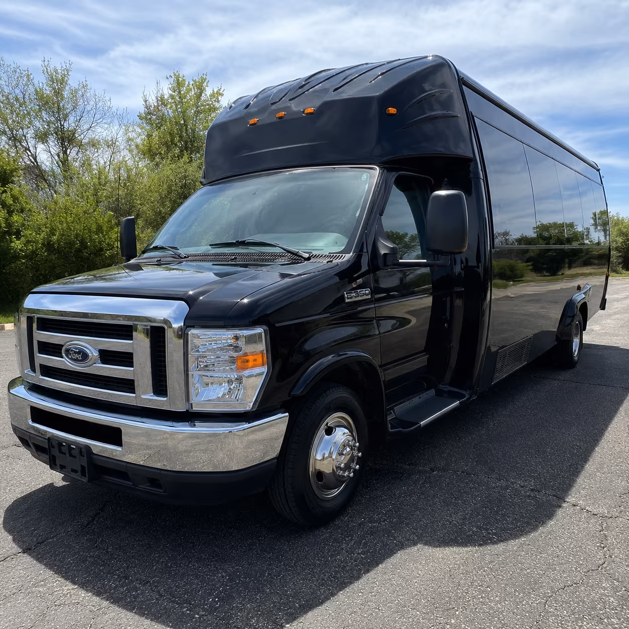 bachelorette and birthday party buses for spokane valley wine tours