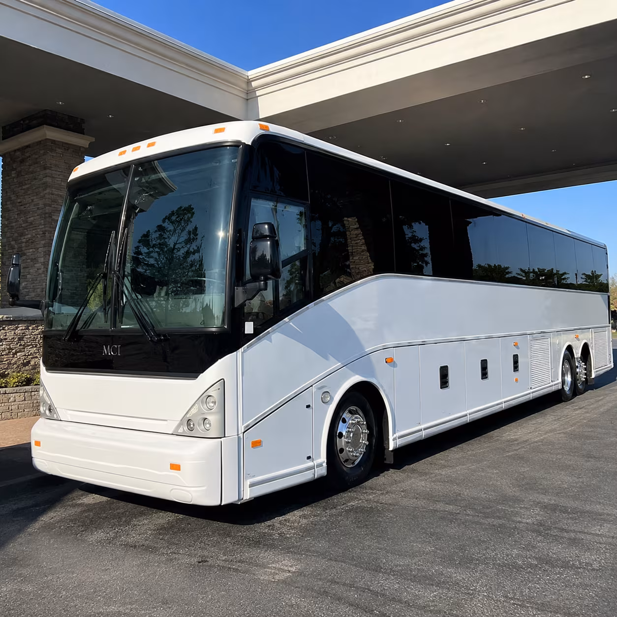 charter bus pickups and drop offs at spokane international airport geg