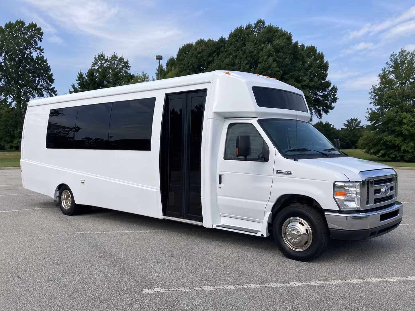spokane valley 18 passenger party bus